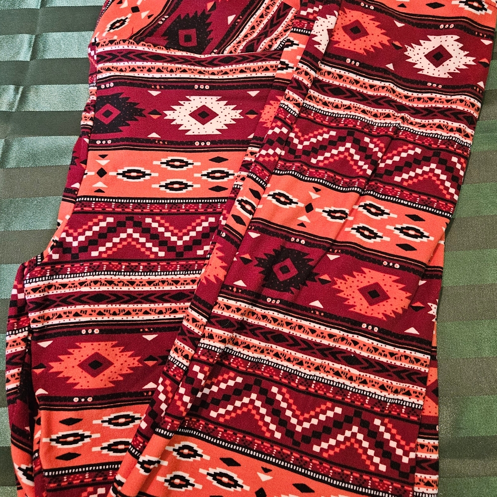 No Boundaries Rust and Orange AZTEC Patterned Leggings